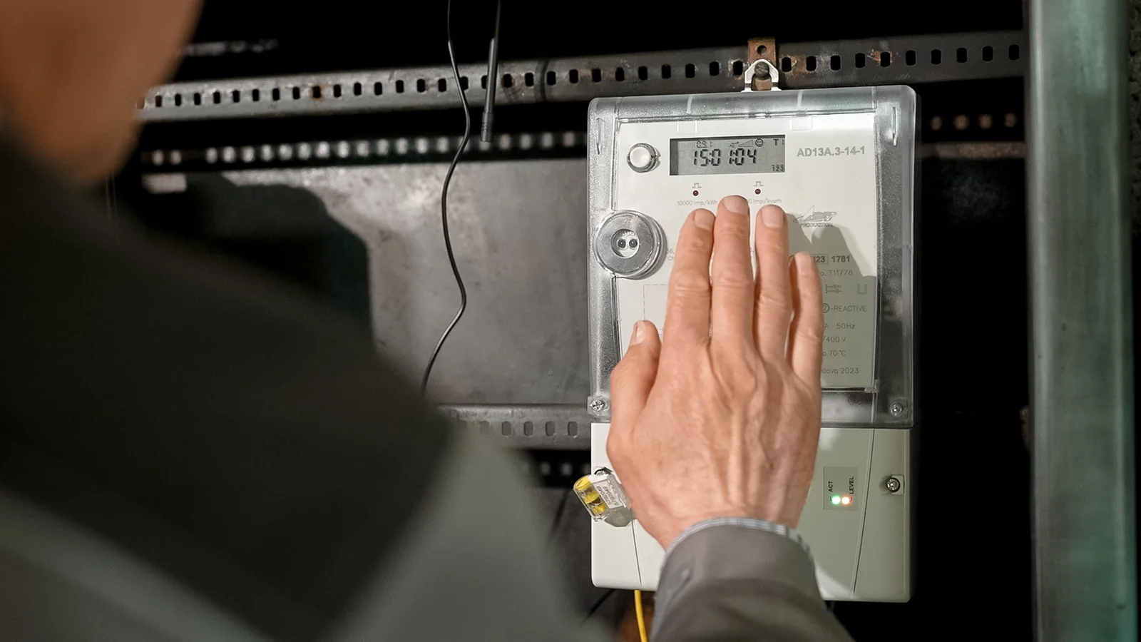 Elektroenerģijas skaitītāju uzstādīšanas noteikumi mainīsies 2026. gadā: vai mājsaimniecībām jānomaina esošie skaitītāji?
