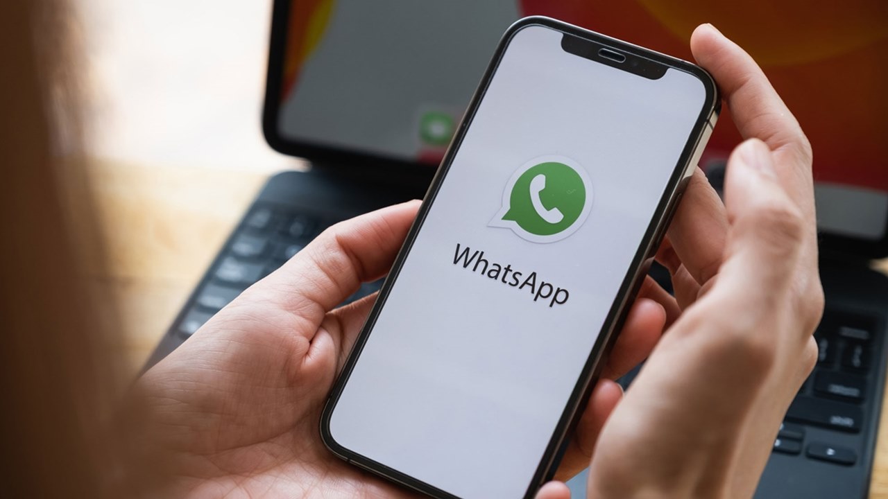 Jūsu tālrunis darbojas lēni? Šeit ir izskaidrots, kā iztīrīt WhatsApp atkritumu kasti un ietaupīt vietu.