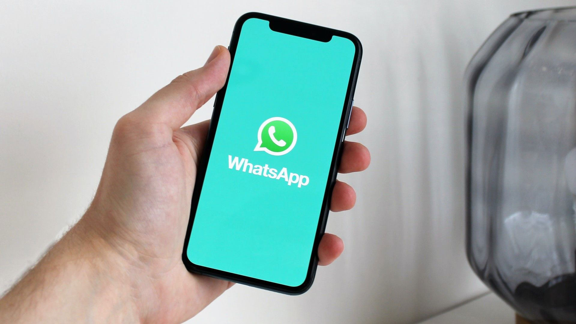 Jūsu tālrunis darbojas lēni? Šeit ir izskaidrots, kā iztīrīt WhatsApp atkritumu kasti un ietaupīt vietu.